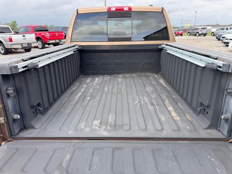 RAM 1500 Laramie Crew Cab 4WD 2012