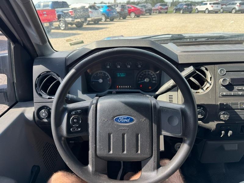 Ford F-250 SD XL Crew Cab 2WD 2016