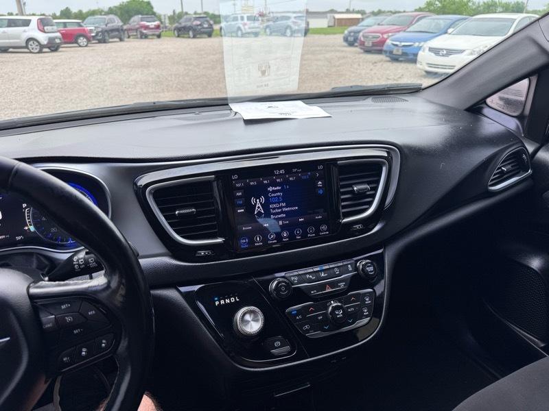 Chrysler Pacifica  2019