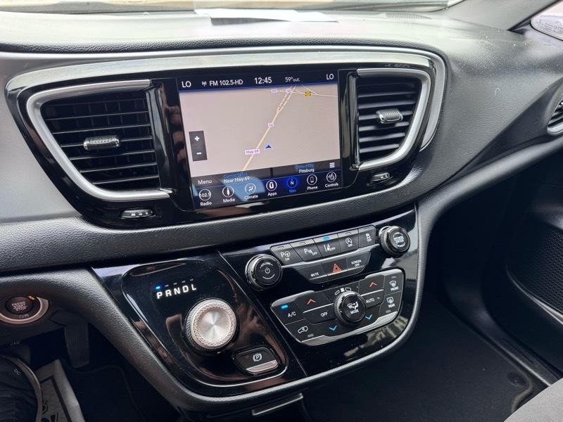 Chrysler Pacifica  2019