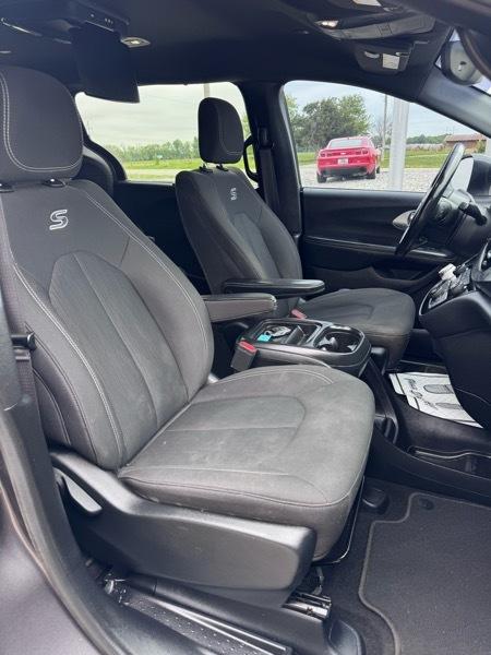 Chrysler Pacifica  2019