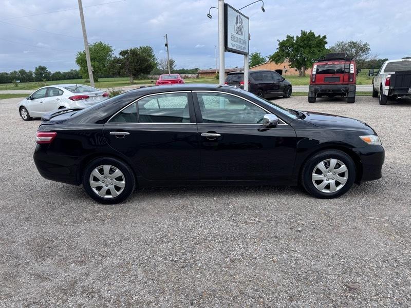 Toyota Camry LE 2011