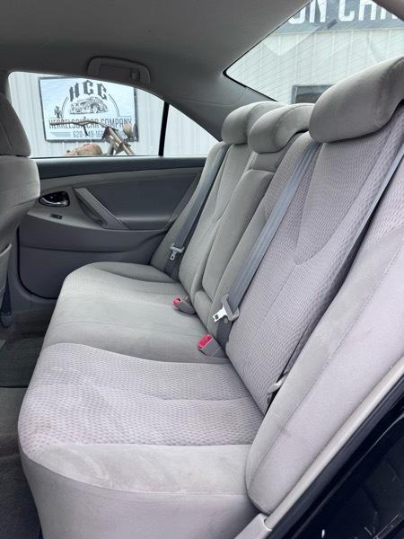 Toyota Camry LE 2011