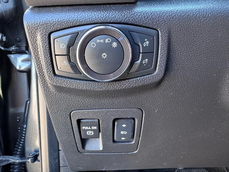 Ford F-150 XLT 4WD 2018