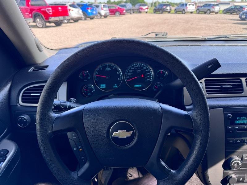 Chevrolet Tahoe SSV 4WD 2012