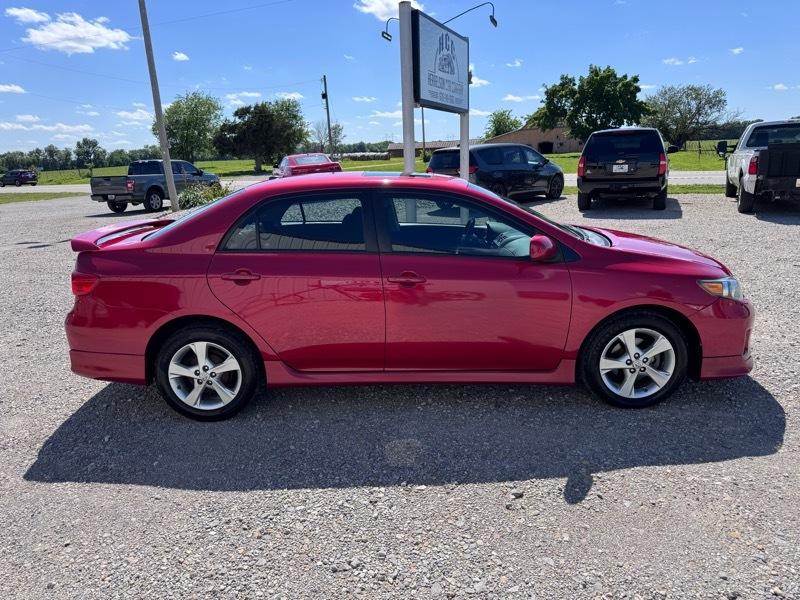 Toyota Corolla S 2011