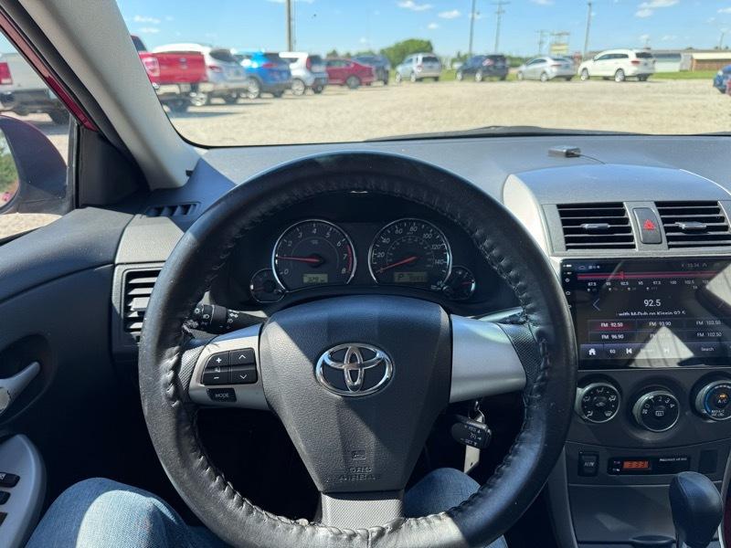 Toyota Corolla S 2011