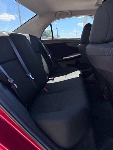 Toyota Corolla S 2011