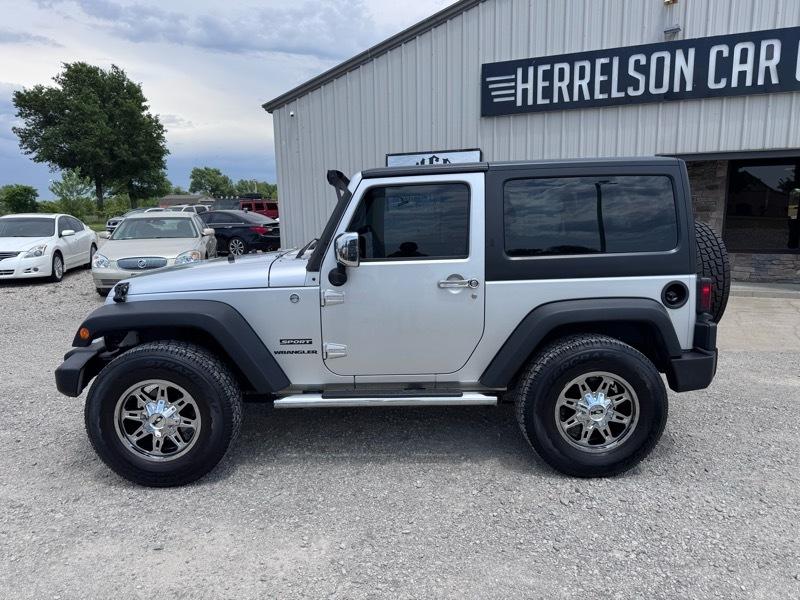 Jeep Wrangler Sport 4WD 2011