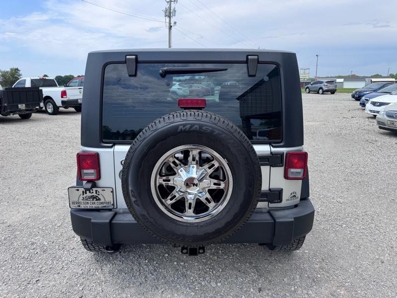 Jeep Wrangler Sport 4WD 2011