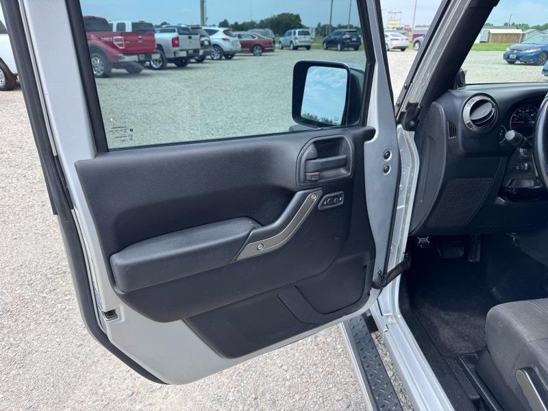 Jeep Wrangler Sport 4WD 2011
