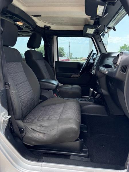 Jeep Wrangler Sport 4WD 2011