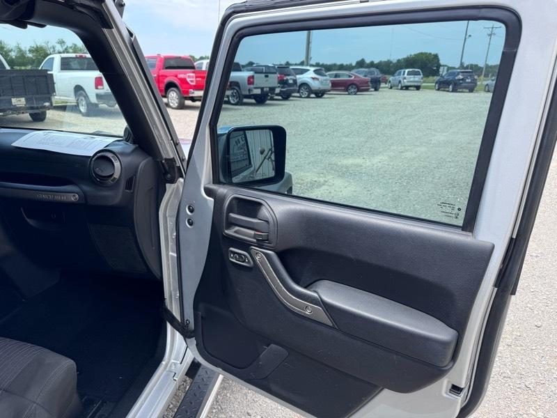 Jeep Wrangler Sport 4WD 2011