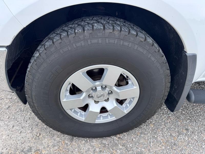 Nissan Frontier Nismo Crew Cab 4WD 2006