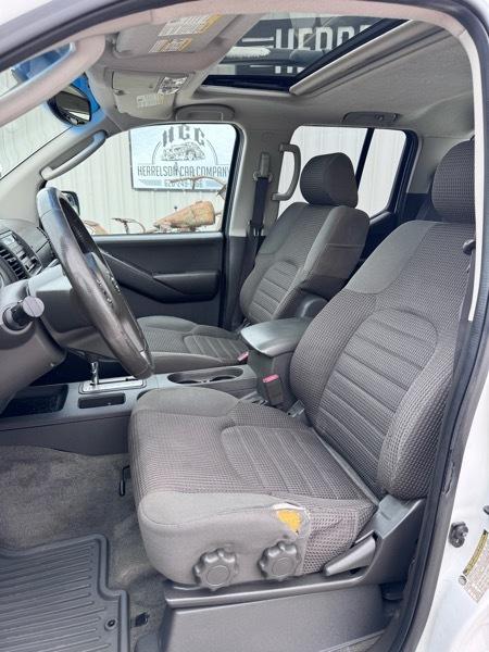 Nissan Frontier Nismo Crew Cab 4WD 2006