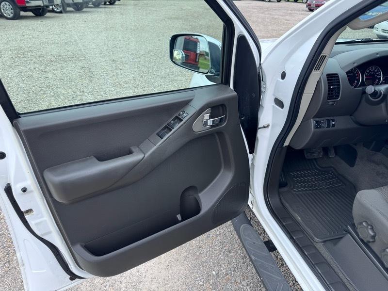 Nissan Frontier Nismo Crew Cab 4WD 2006