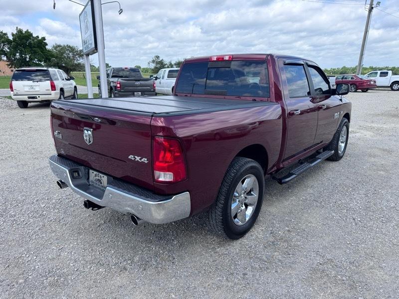 RAM 1500 Big Horn Crew Cab 4WD 2017