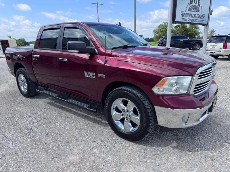 RAM 1500 Big Horn Crew Cab 4WD 2017