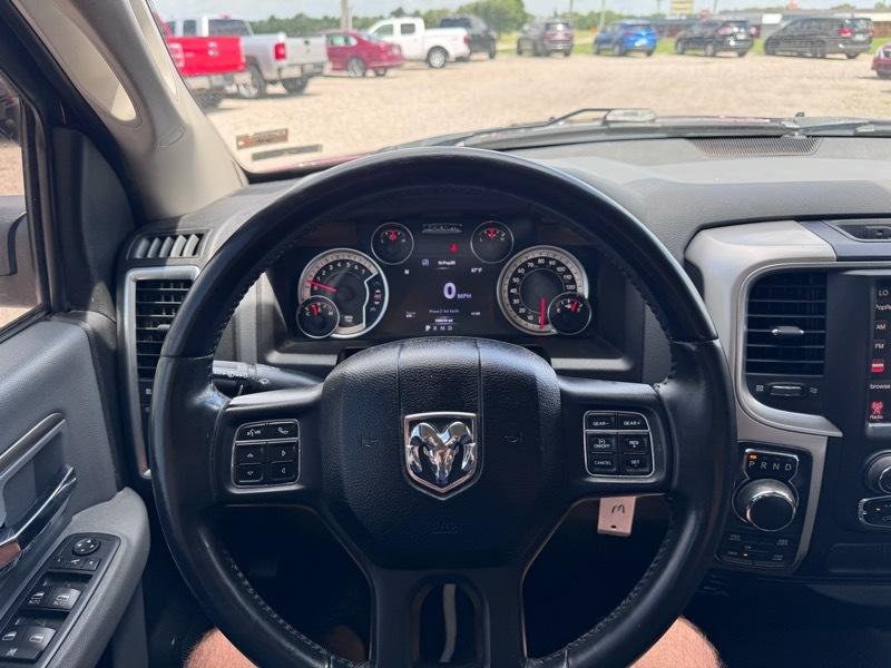RAM 1500 Big Horn Crew Cab 4WD 2017