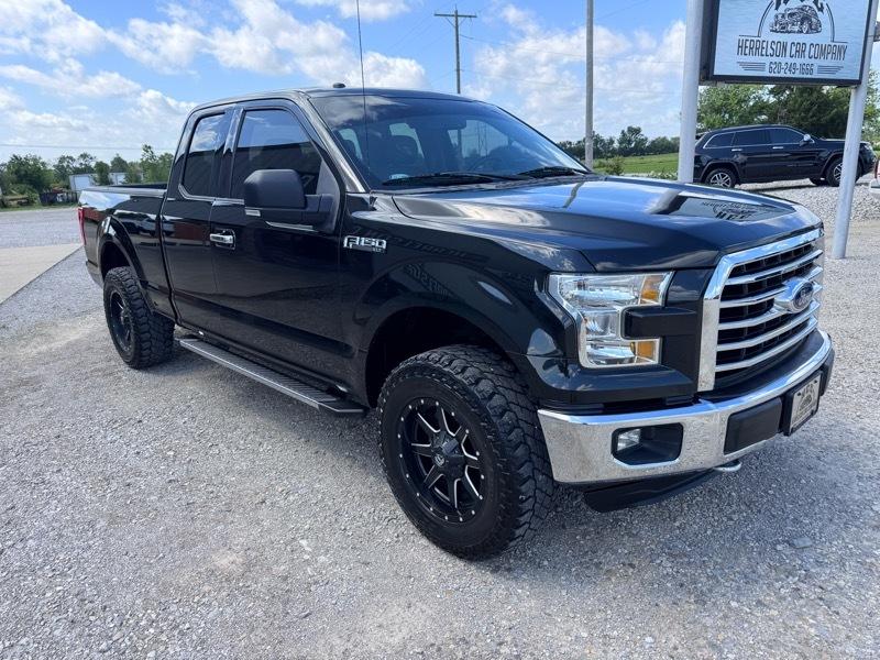 Ford F-150 XLT SuperCab 4WD 2015
