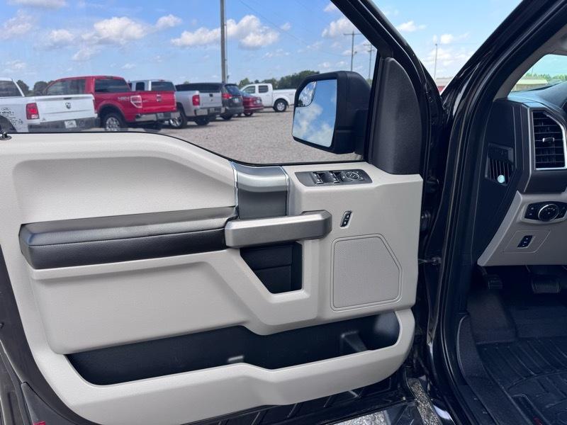 Ford F-150 XLT SuperCab 4WD 2015