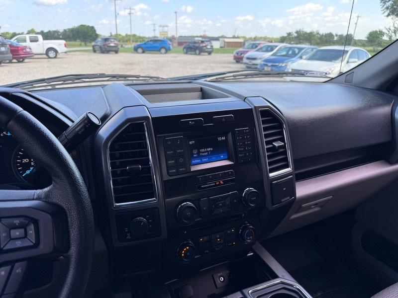 Ford F-150 XLT SuperCab 4WD 2015