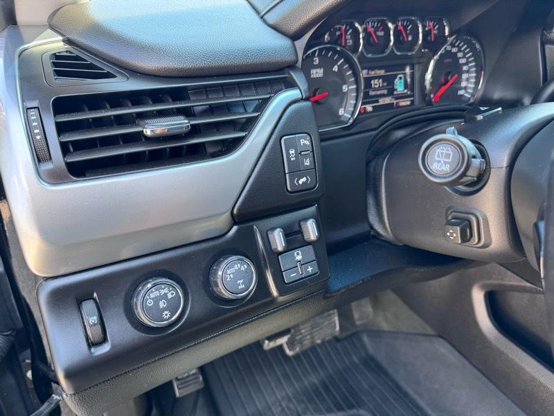 Chevrolet Suburban LTZ 4WD 2015
