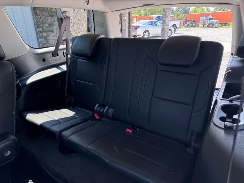 Chevrolet Suburban LTZ 4WD 2015