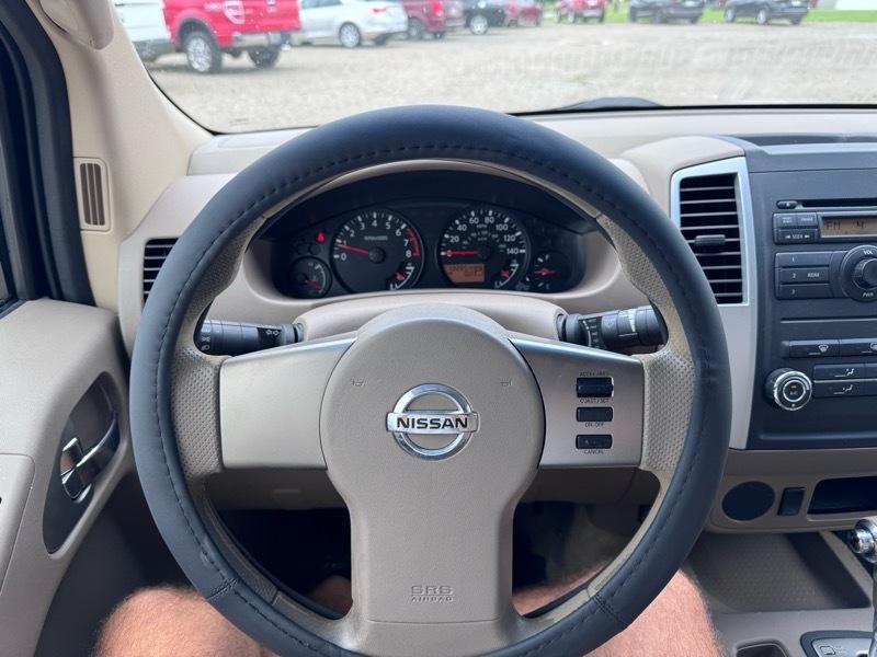 Nissan Frontier SE Crew Cab 2WD 2009