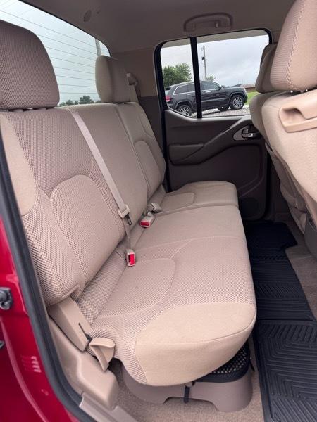Nissan Frontier SE Crew Cab 2WD 2009