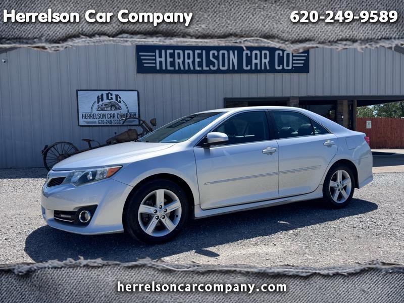 2014 Toyota Camry SE