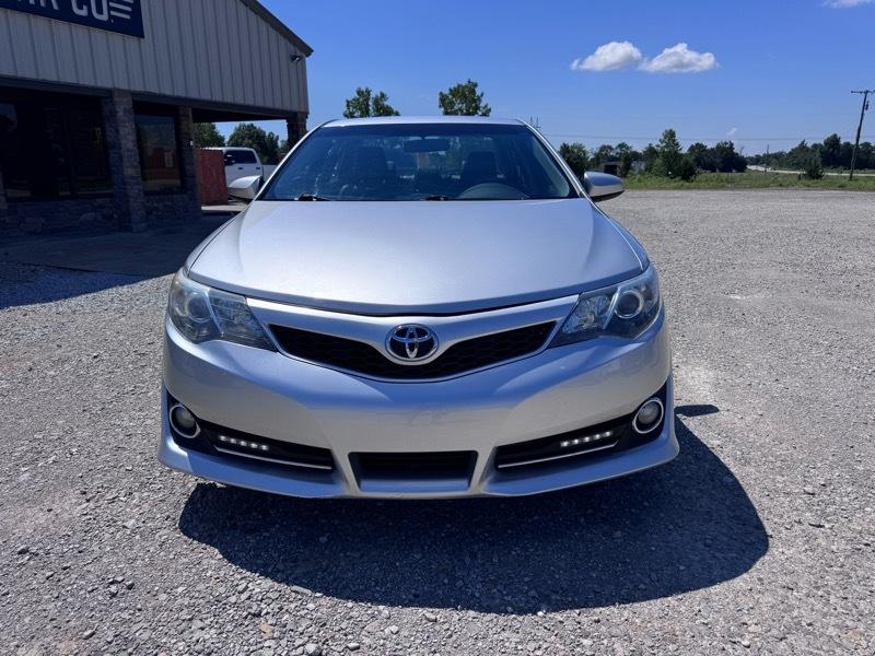 Toyota Camry SE 2014