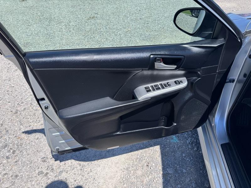 Toyota Camry SE 2014