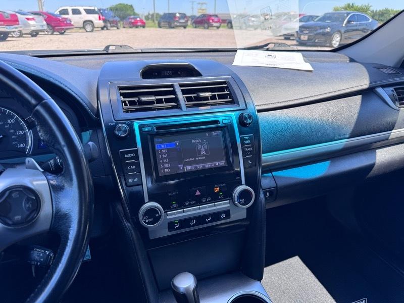 Toyota Camry SE 2014