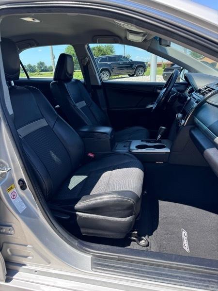 Toyota Camry SE 2014