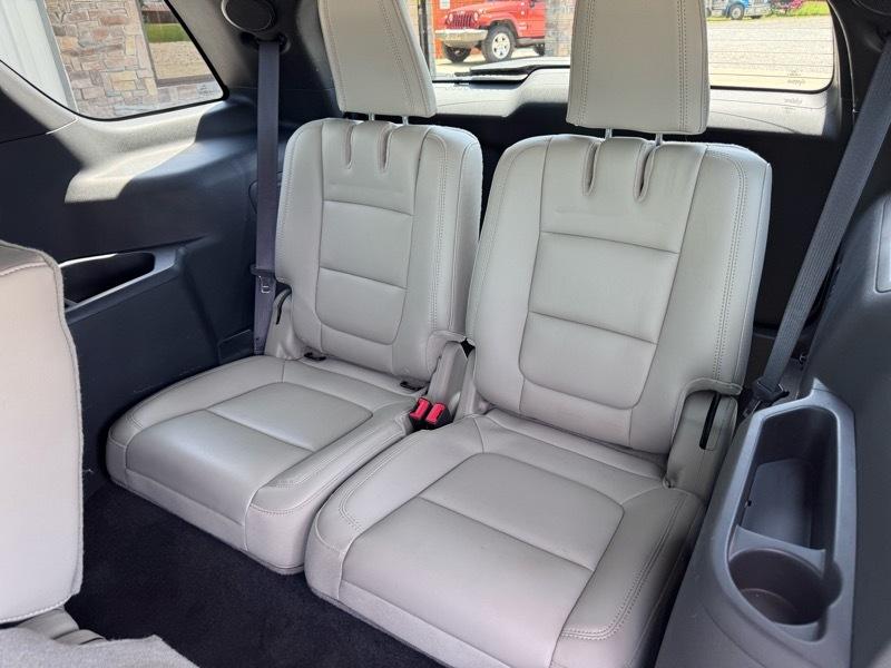 Ford Explorer Limited FWD 2013