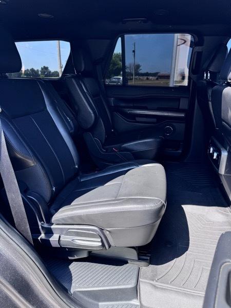 Ford Expedition  2021