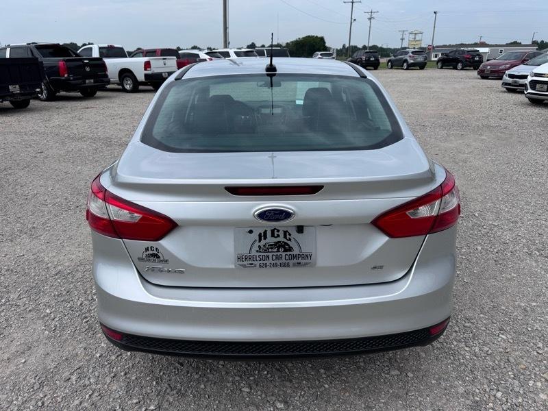 Ford Focus SE Sedan 2014