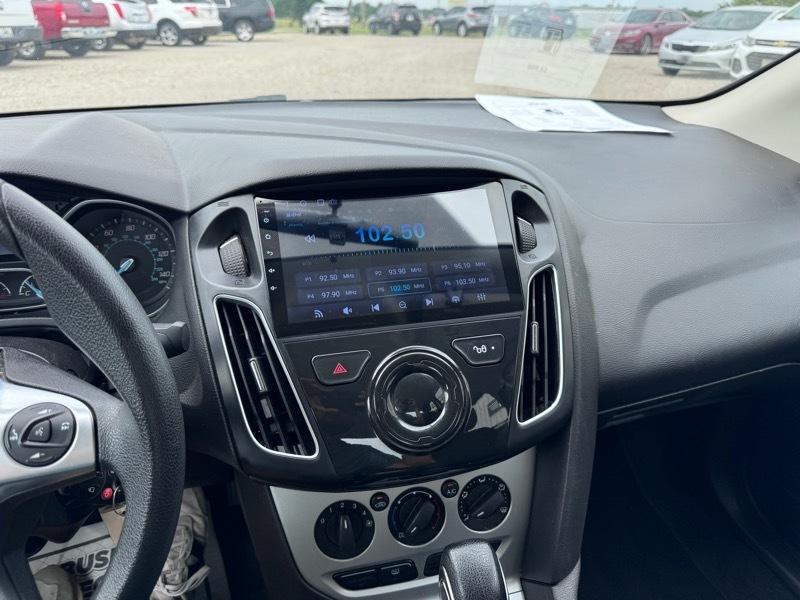 Ford Focus SE Sedan 2014