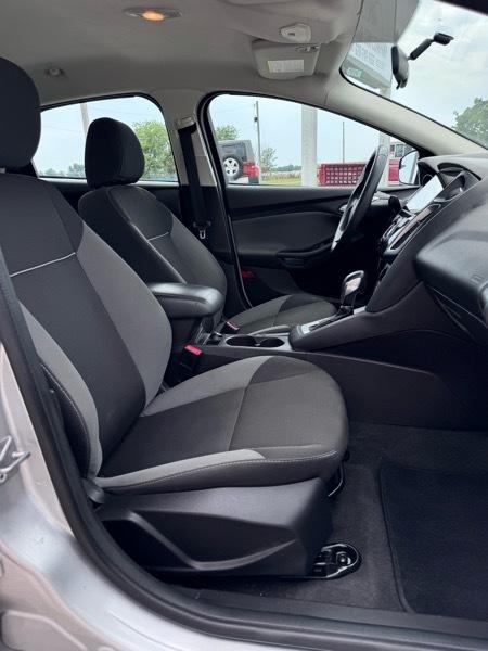 Ford Focus SE Sedan 2014