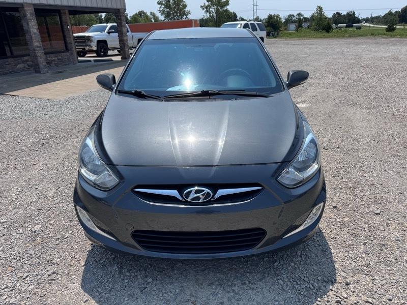 Hyundai Accent SE Hatchback Auto 2013