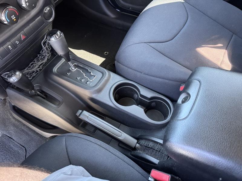 Jeep Wrangler Sport 4WD 2014