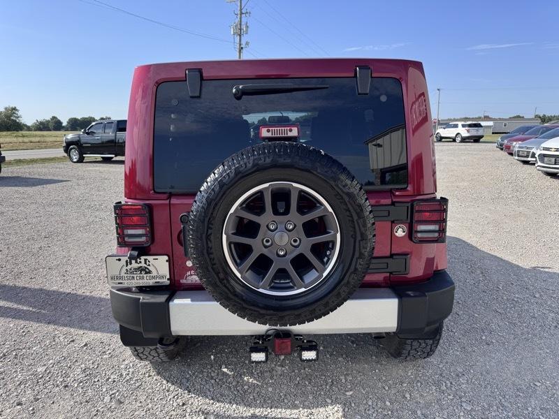Jeep Wrangler Unlimited Sahara 4WD 2013