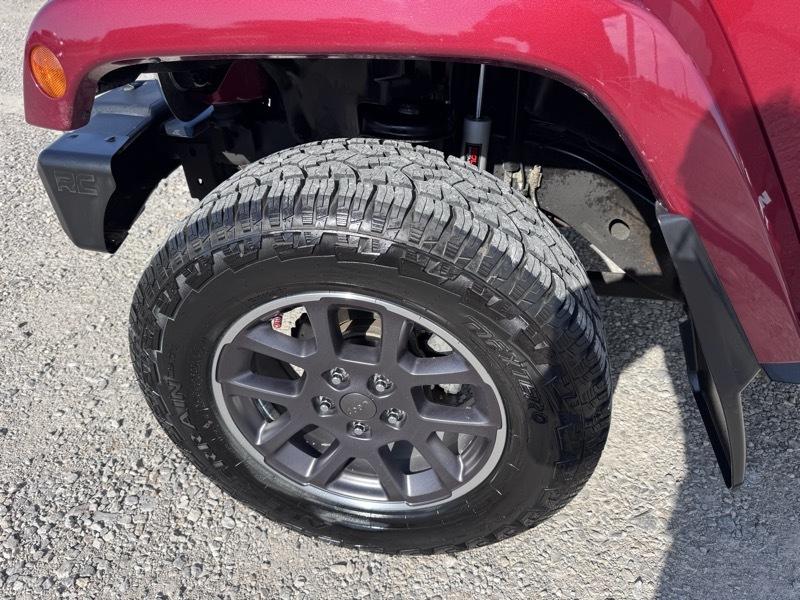 Jeep Wrangler Unlimited Sahara 4WD 2013