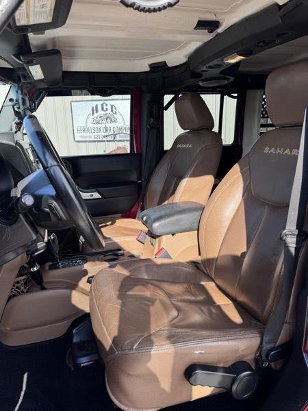Jeep Wrangler Unlimited Sahara 4WD 2013