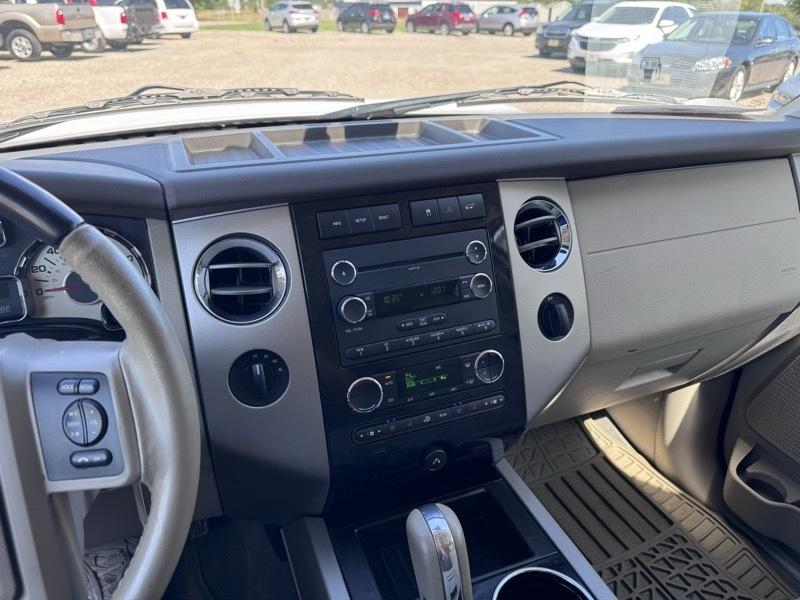 Ford Expedition EL Limited 4WD 2011