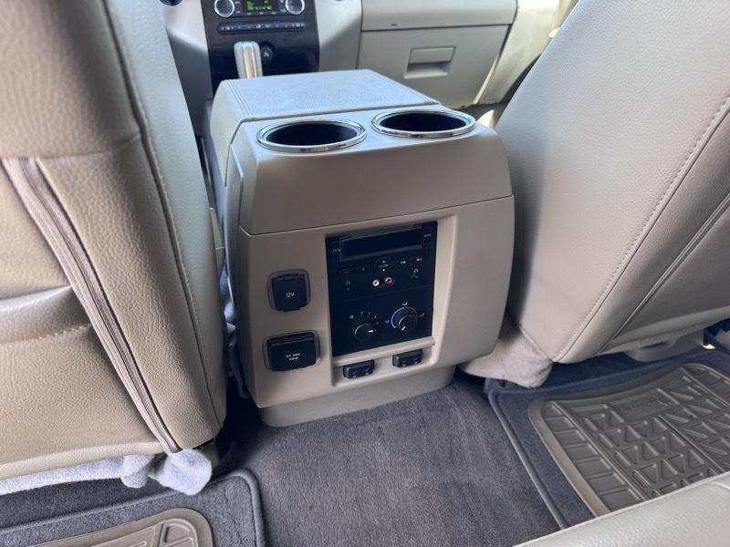 Ford Expedition EL Limited 4WD 2011