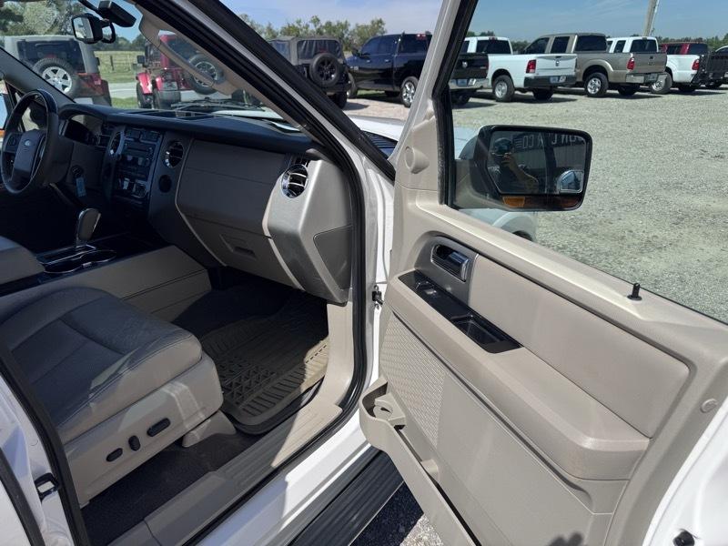 Ford Expedition EL Limited 4WD 2011
