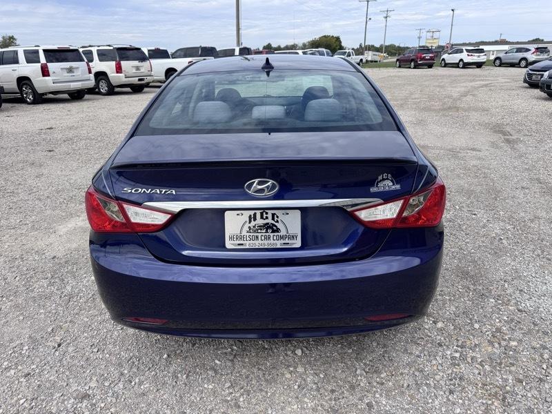Hyundai Sonata GLS 2013