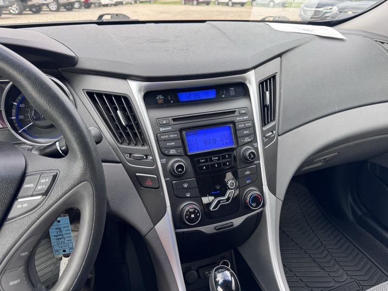 Hyundai Sonata GLS 2013
